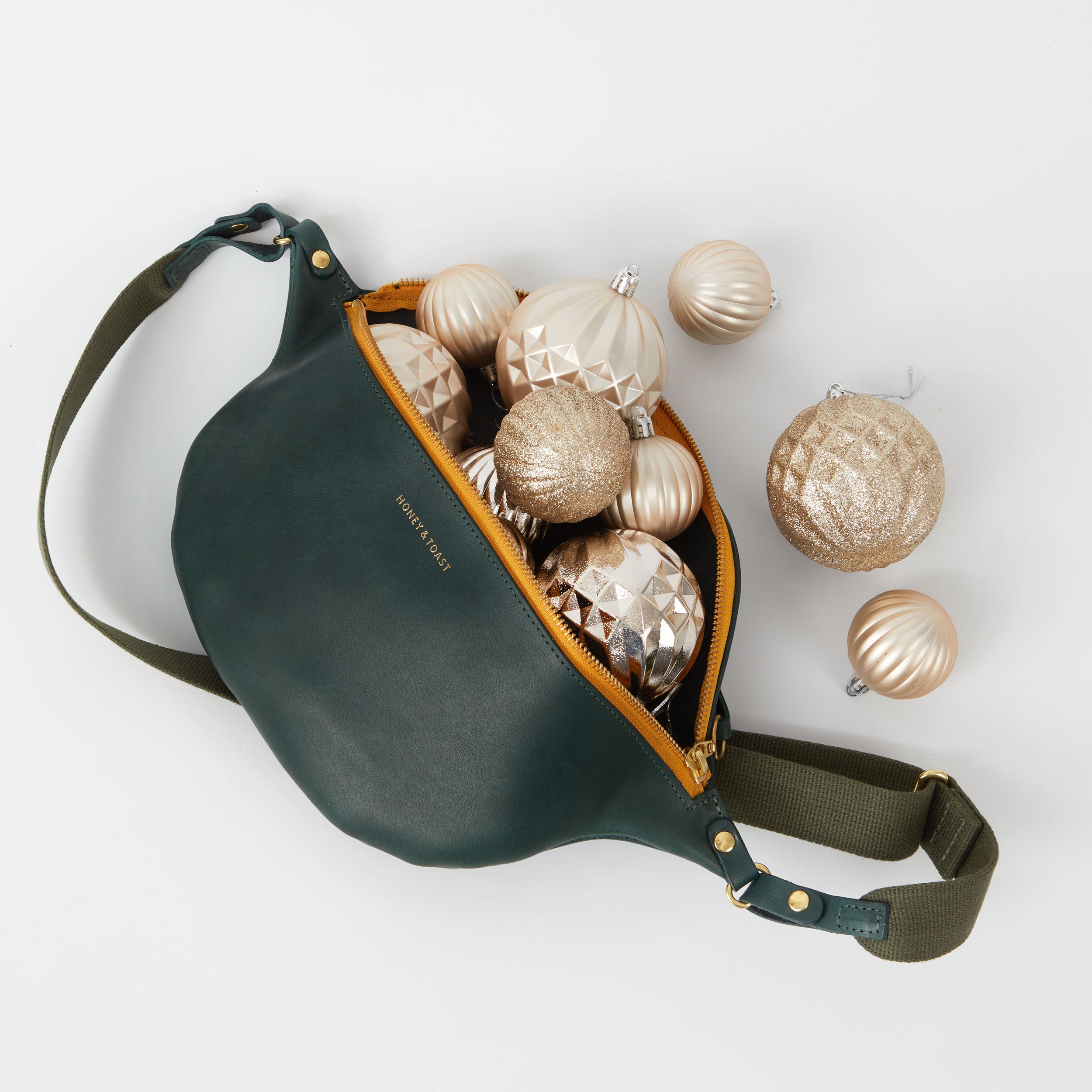 Honey and Toast women's leather handbag Frances sling bag pine