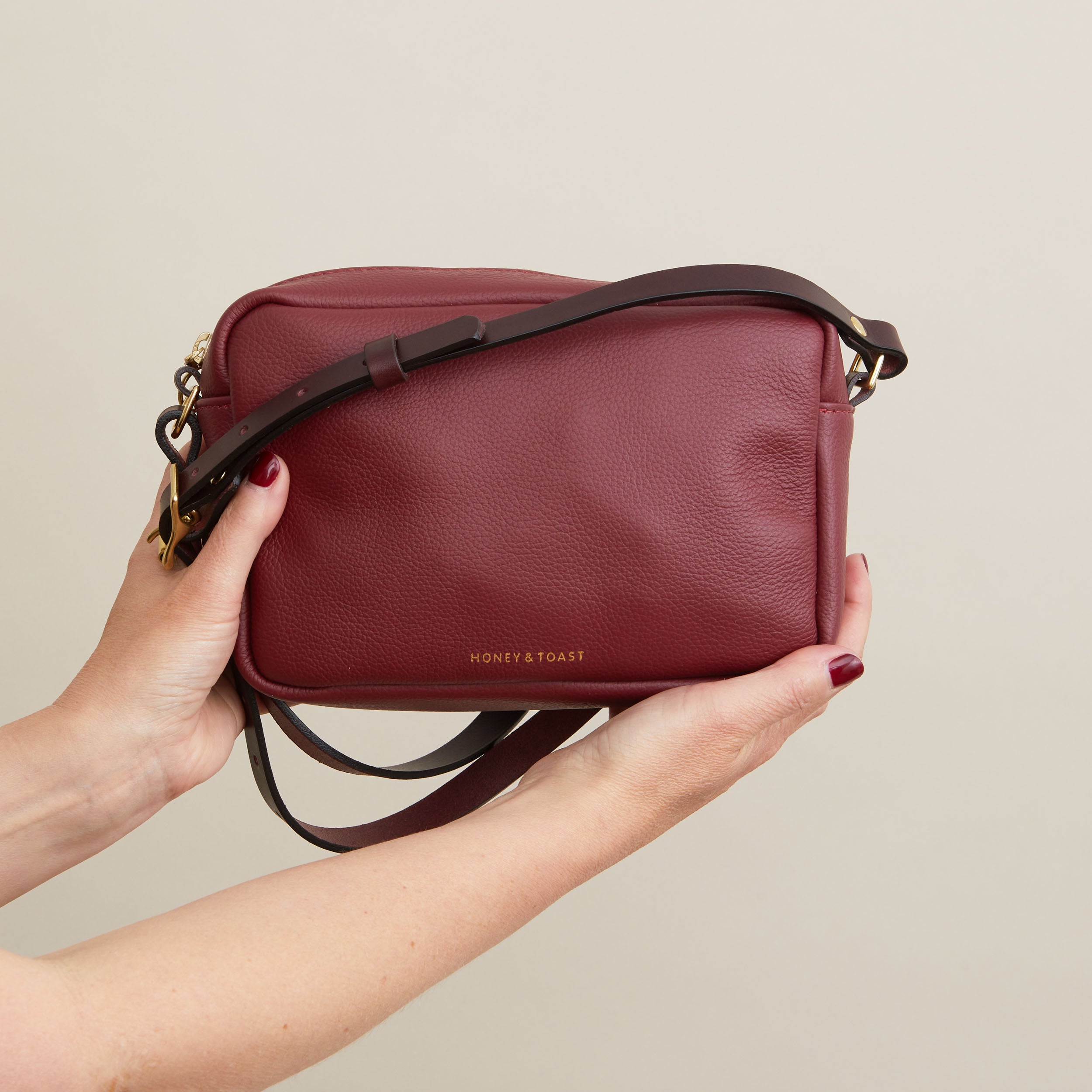 Honey and Toast women's leather handbag Katie zip camera bag damson