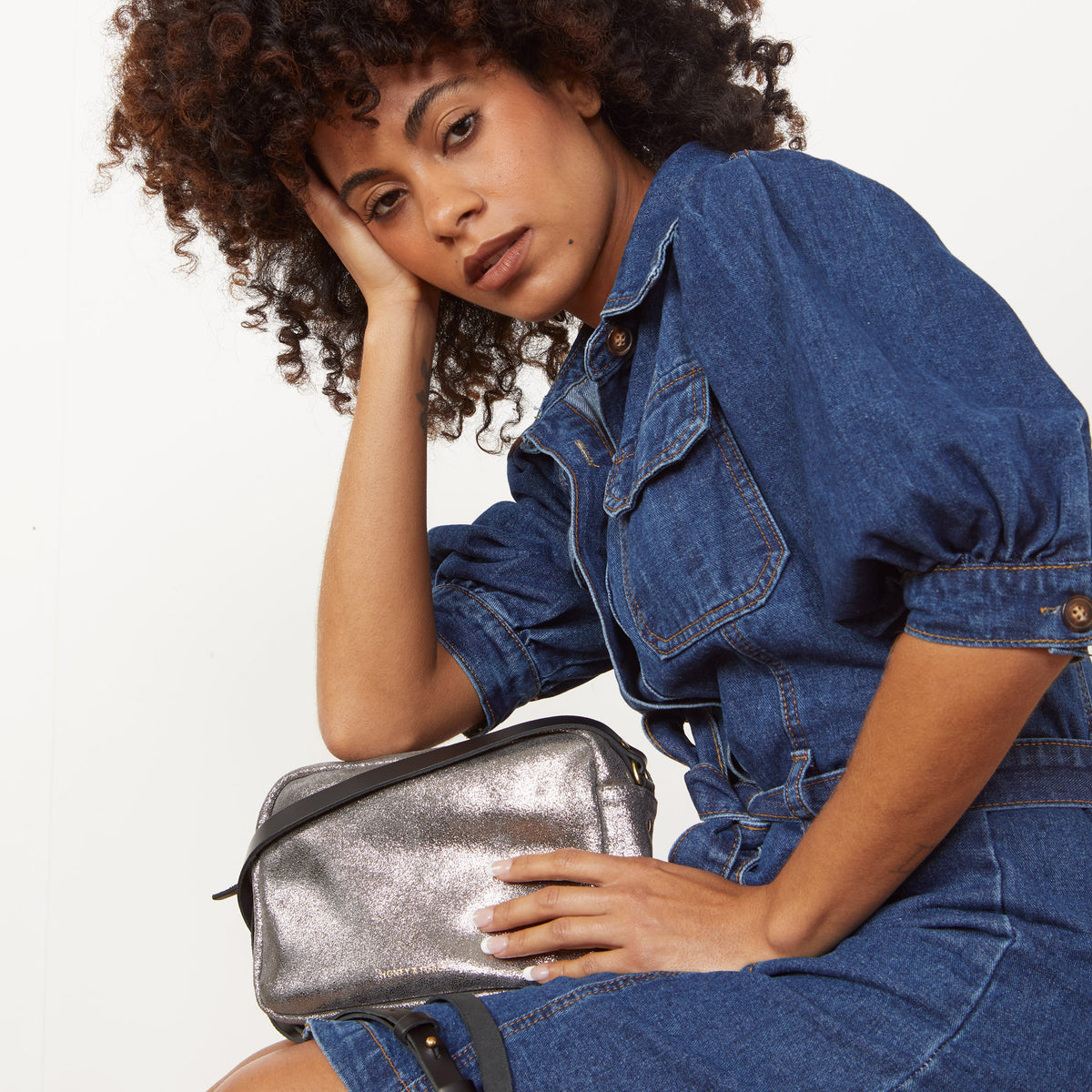 https://www.honeyandtoast.co.uk women's leather handbag Katie zip camera bag metallic silver