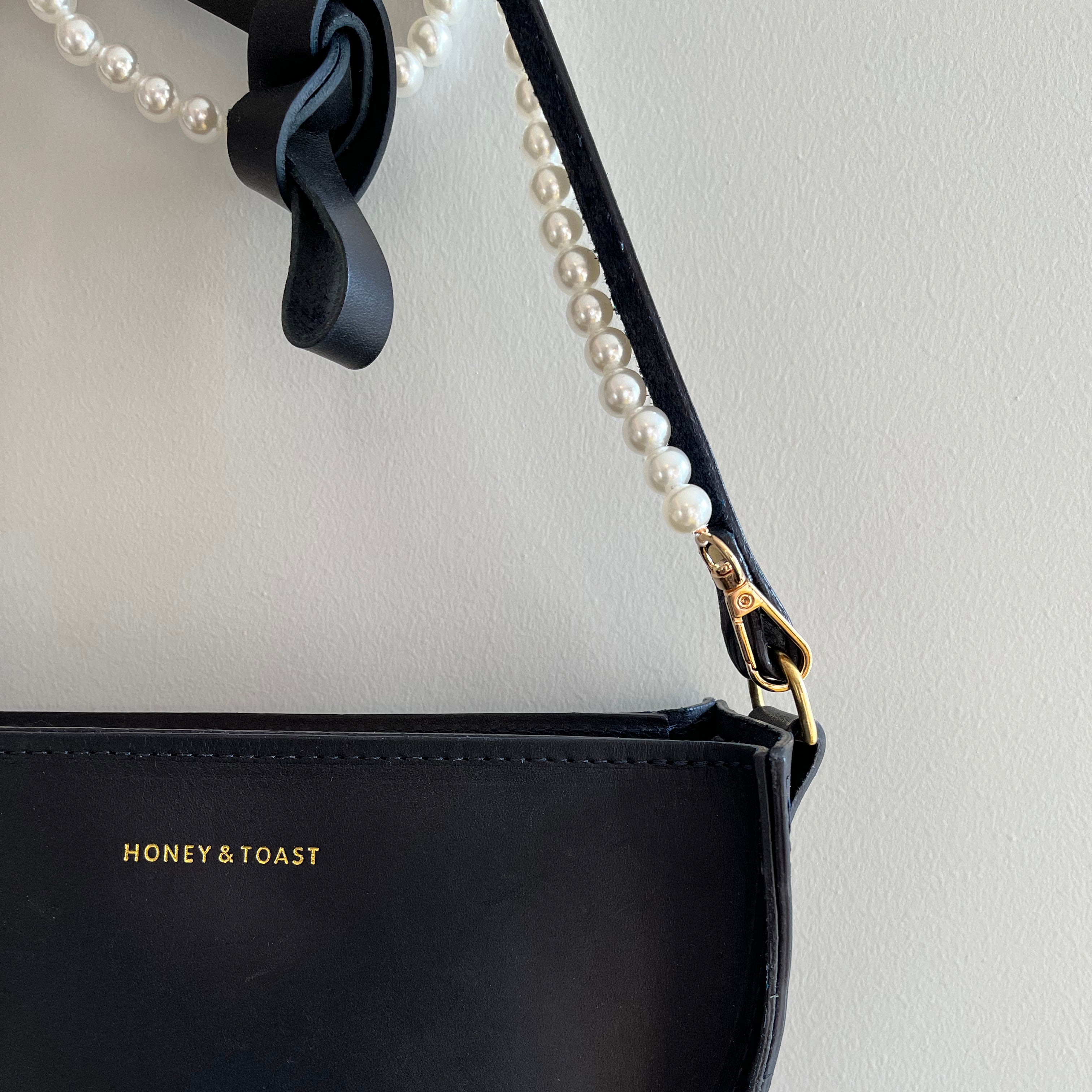 Honey & Toast Pearl string handle 100cm