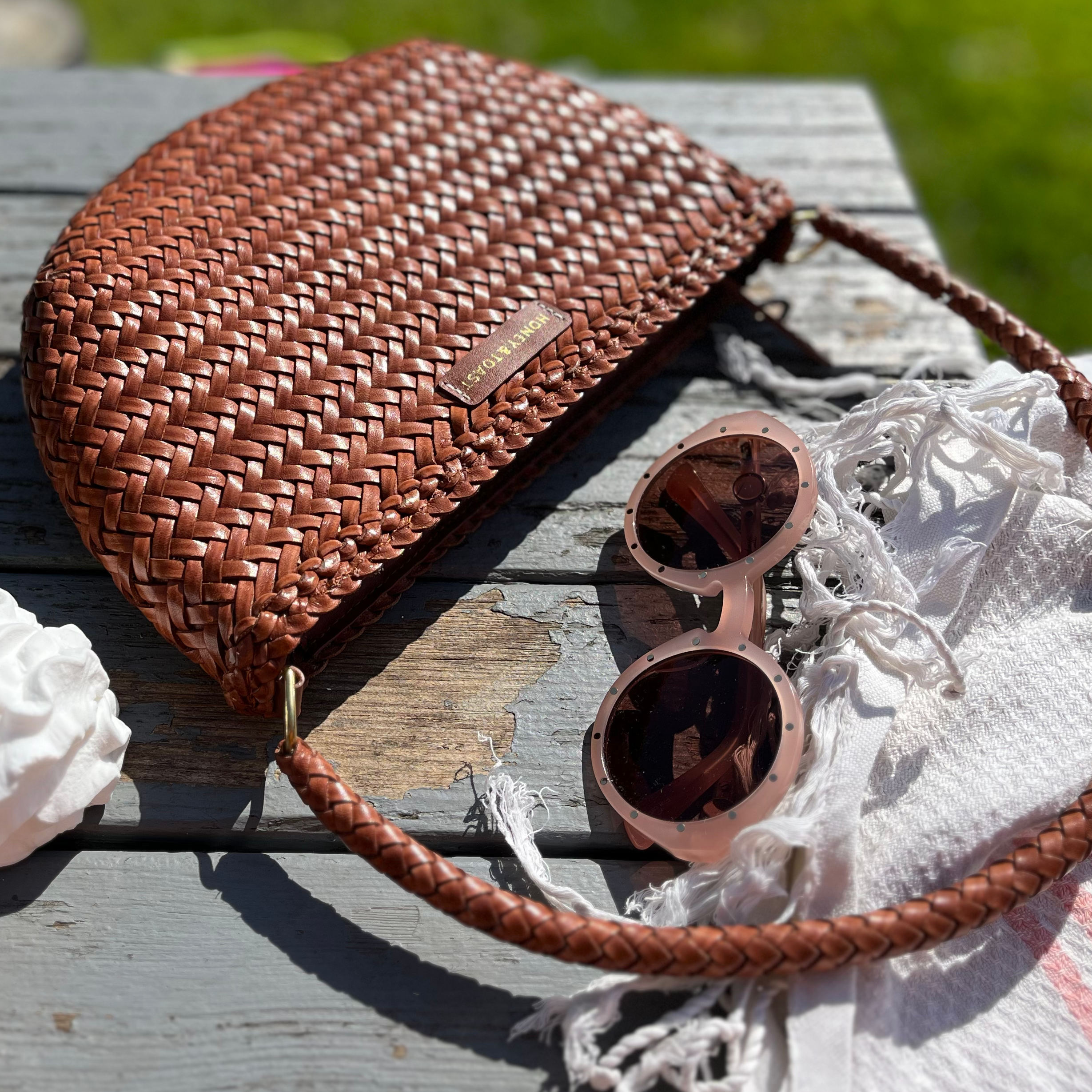 WOVEN LEATHER