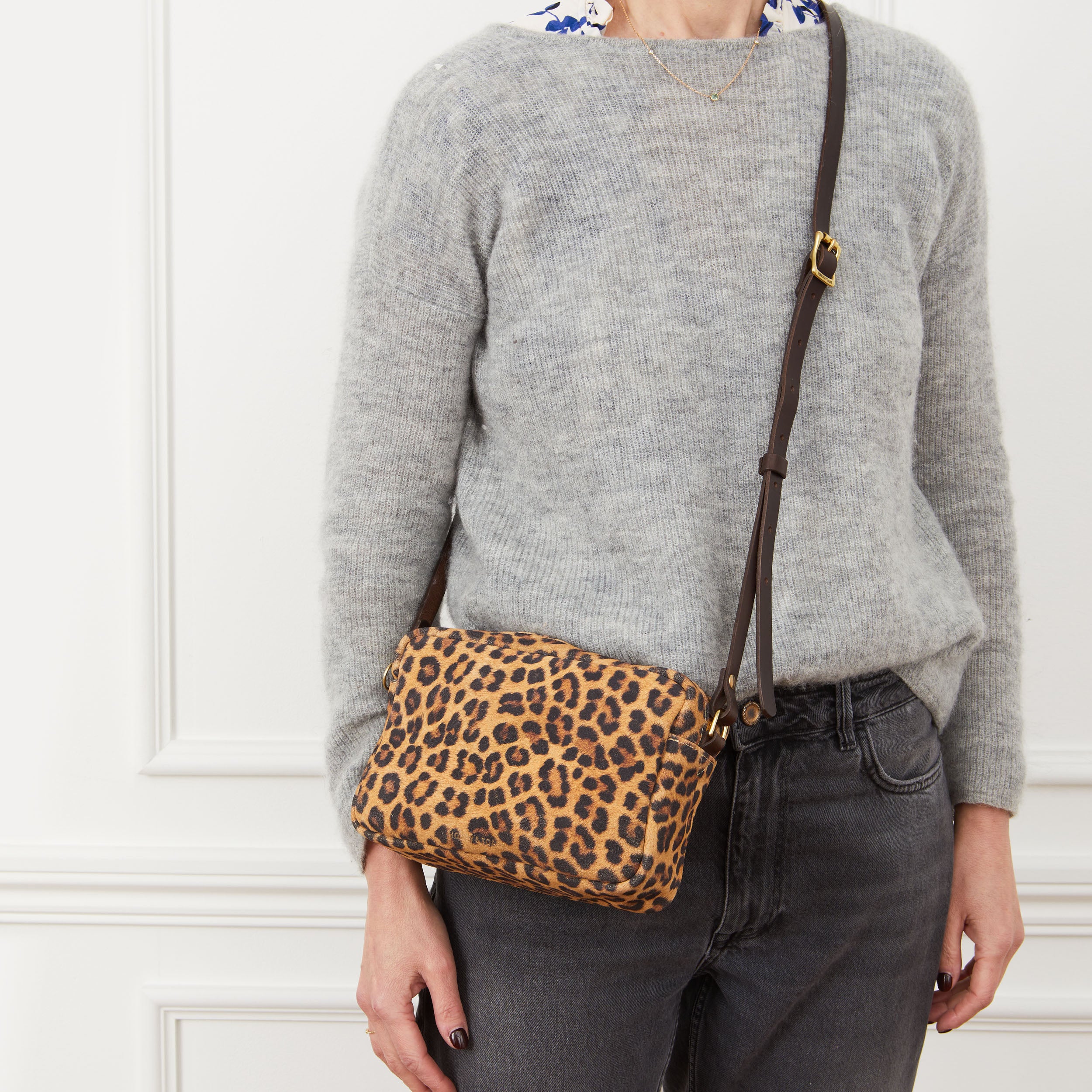 Honey and Toast women's leather handbag Katie zip camera bag leopard