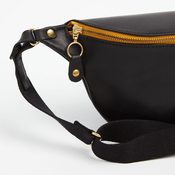 https://www.honeyandtoast.co.uk Frances sling bag black SAMPLE SALE