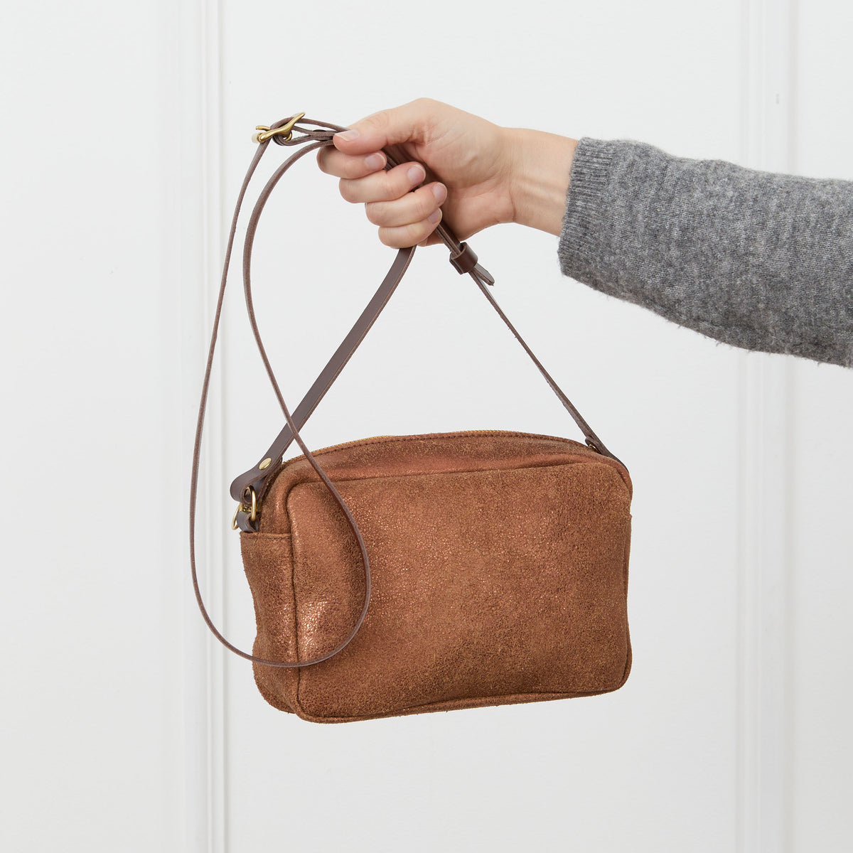 https://www.honeyandtoast.co.uk women's leather handbag Katie zip camera bag metallic bronze
