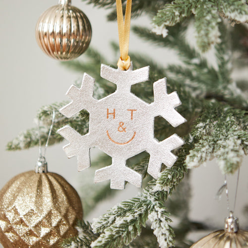 https://www.honeyandtoast.co.uk Snowflake hanging decoration silver